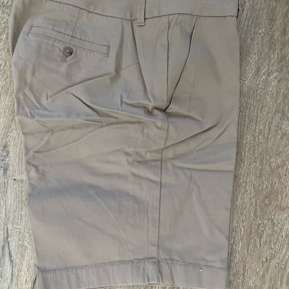 NWT J Crew cotton bermuda short - Picture 3 of 3